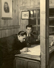 1945